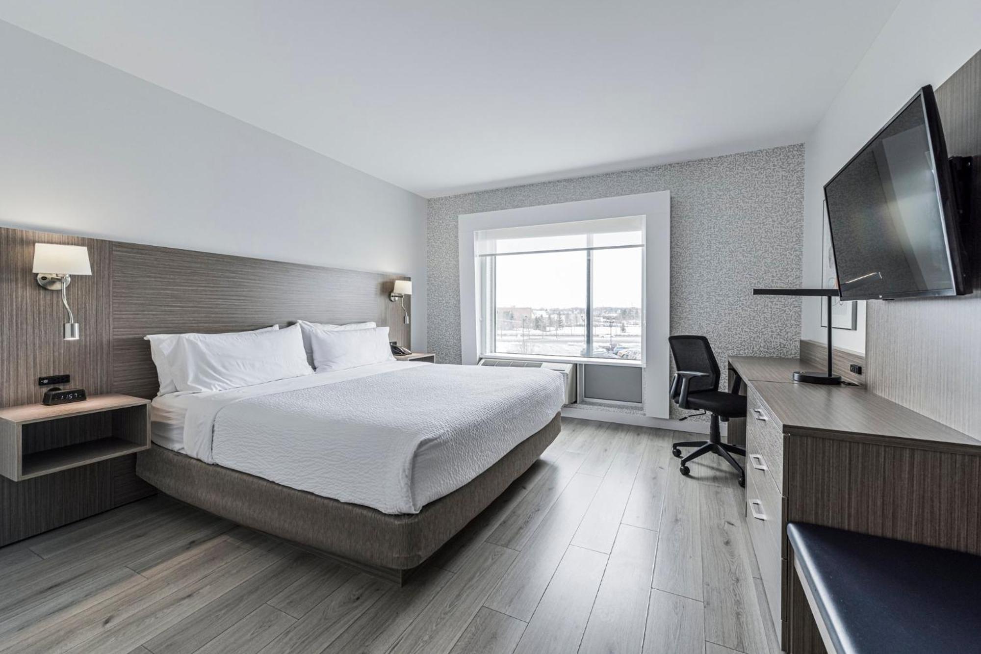Holiday Inn Express Hotel & Suites Saint - Hyacinthe By Ihg Extérieur photo